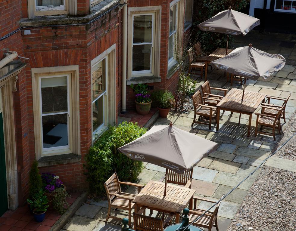 The Rutland Arms Hotel Newmarket  Exterior photo